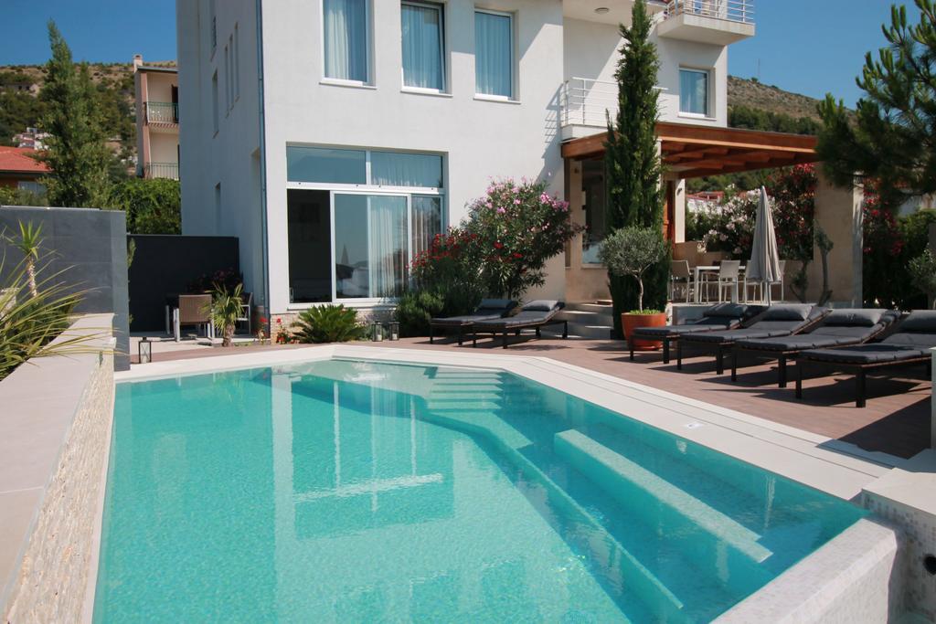 Apartments Marer โตรกีร์ ภายนอก รูปภาพ