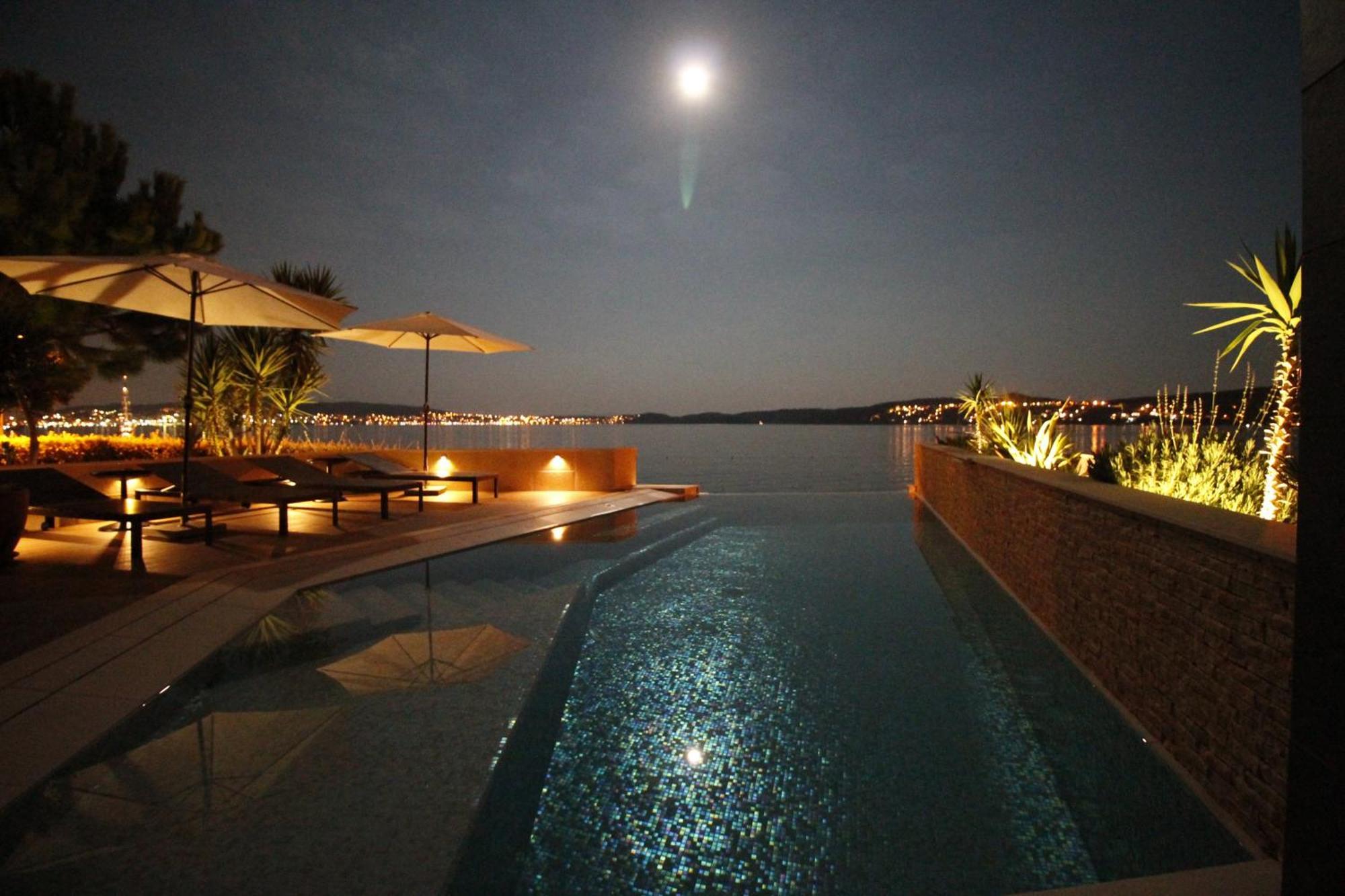 Apartments Marer โตรกีร์ ภายนอก รูปภาพ